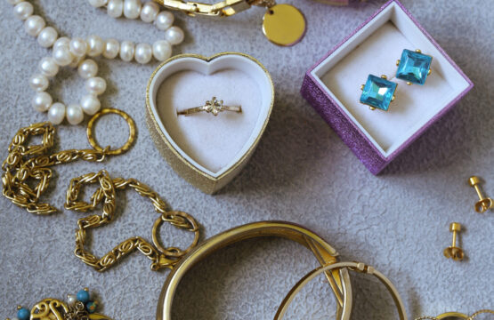 gold jewelery - chains, rings and bracelets gold jewelery - chains, rings and bracelets